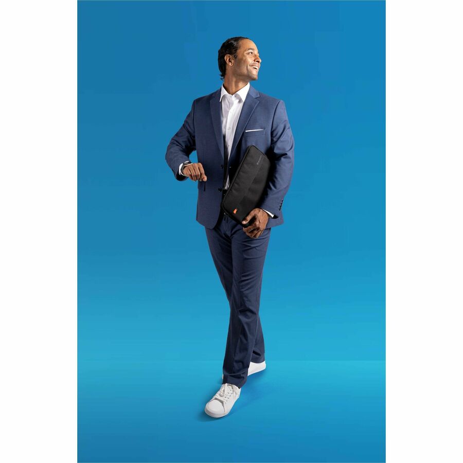 stm-goods-gamechange-carrying-case-sleeve-for-13-to-14-apple-notebook-black