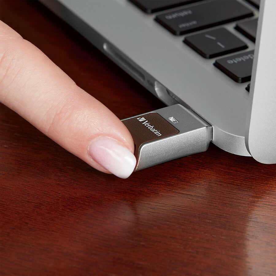 Verbatim Fingerprint Secure USB 3.0 Flash Drive