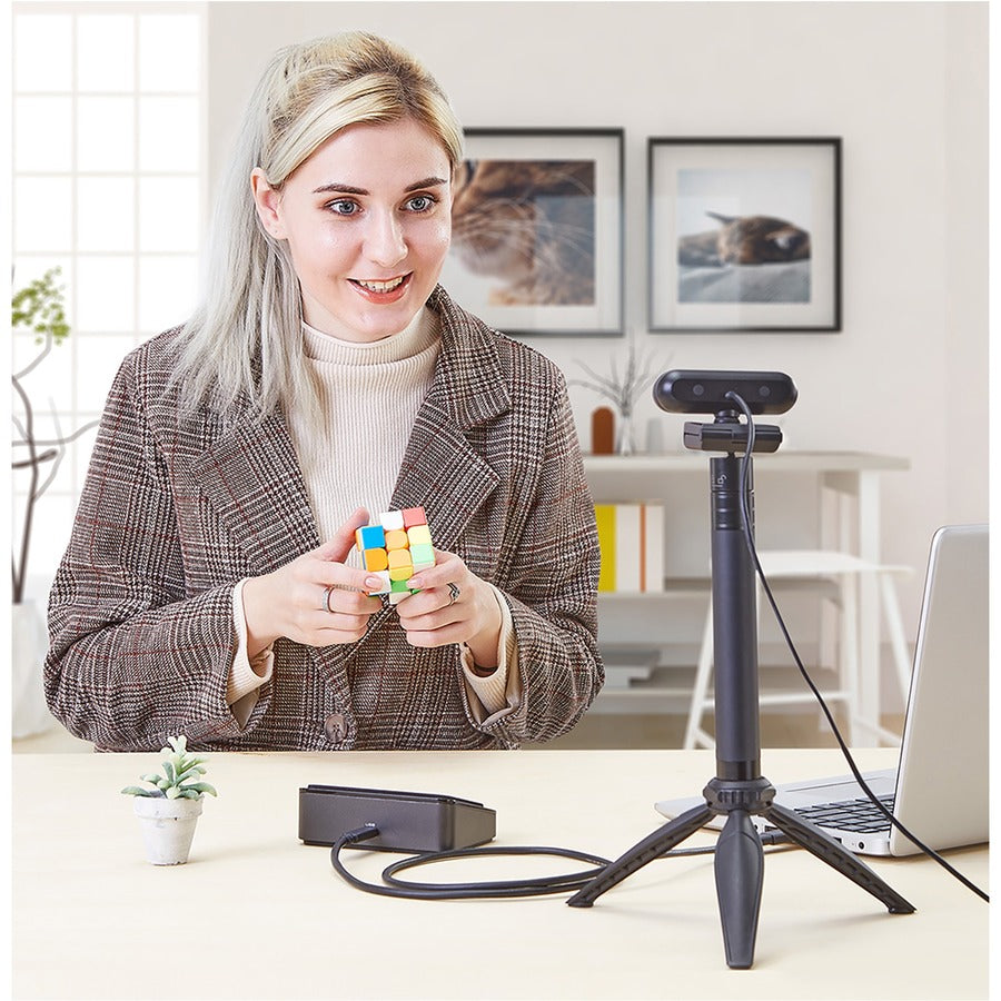 The AVerMedia PW310P webcam streams and records video at full HD 1080p30fps, perfect for video calls and remote learning.