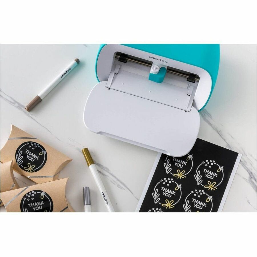 cricut-joy-smart-label-writable-vinyl-permanent-black