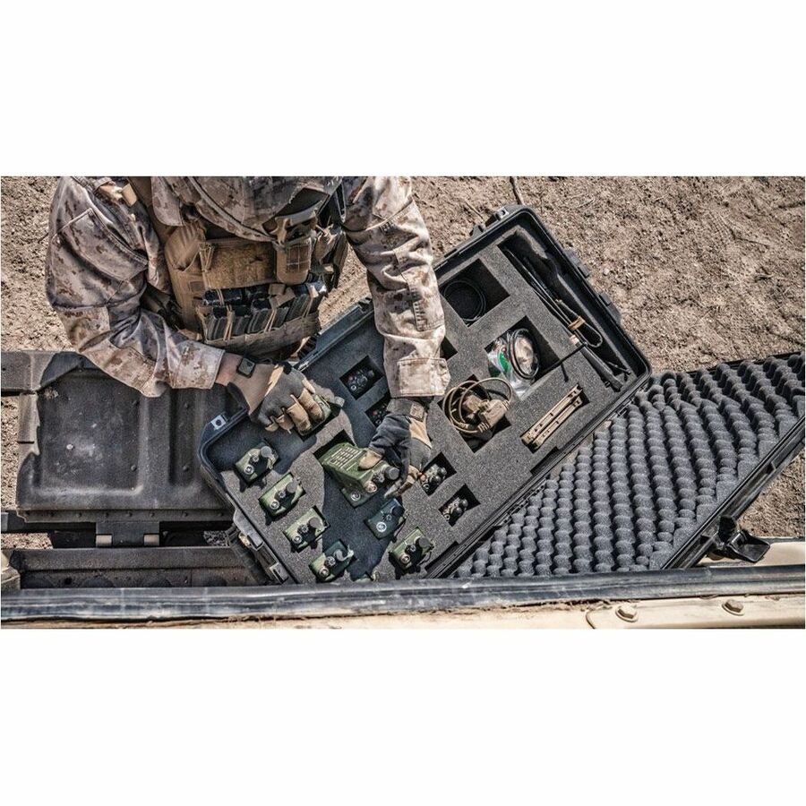 1646wf-wheeled-hard-case-with