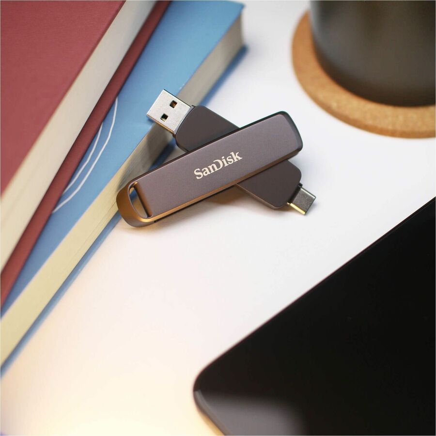 SanDisk Extreme PRO SDDDE1-1T00-G46 1TB (Usb 3.2 (gen 2) type c + Usb 3.2 (gen 2) type a) On-The-Go Flash Drive